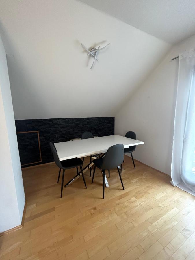 Erbach Ferienwohnung Erbach an der Danau Bagian luar foto